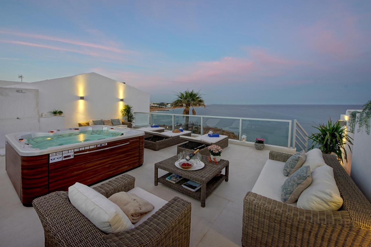 Casa Latino - Oceanfront - Luxury&charming Villa- Jacuzzi At Rooftop * Albufeira